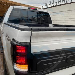 TERCERA LUZ DE FRENO